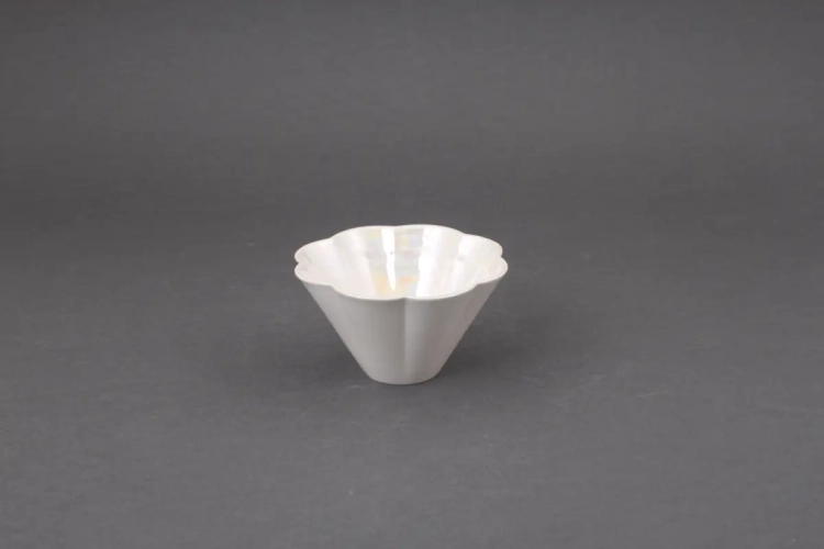 Perłowa miseczka z porcelany Kabala Studio