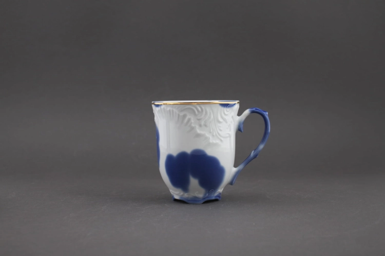 Kubek ślad człowieka Fabryka Porcelany Ćmielów