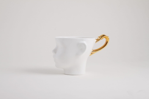 Kubek główka ze złotym uchem Ende Ceramics