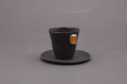 Czarka espresso czarna Magdalena Konior