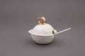 Porcelanowa cukiernica malowana złotem