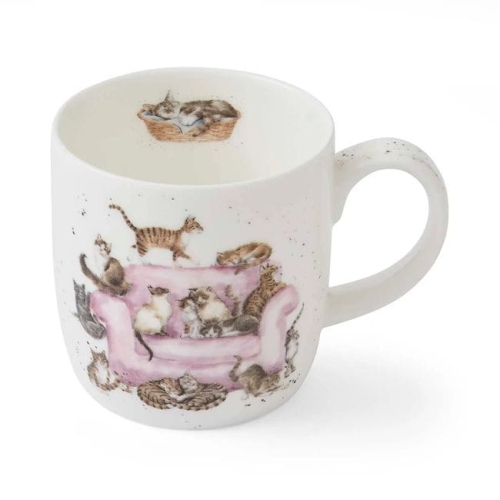 Kotki na Różowym Fotelu – Kubek Porcelanowy 310 ml